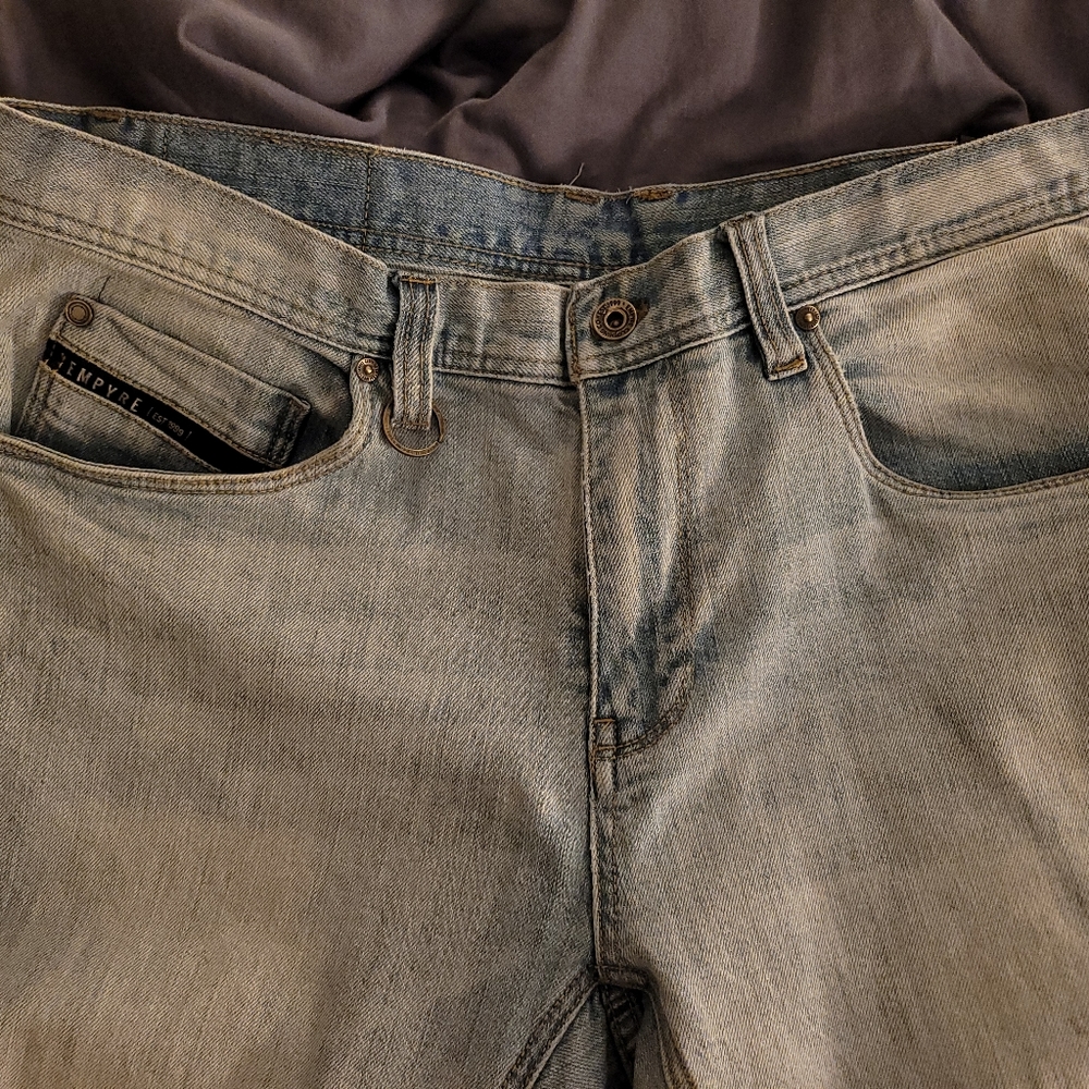 Jeans - Picture 8 of 13
